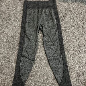L Gym Shark Leggings Black